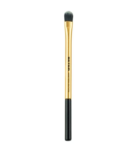 Concealer Brush. Synthetic hair