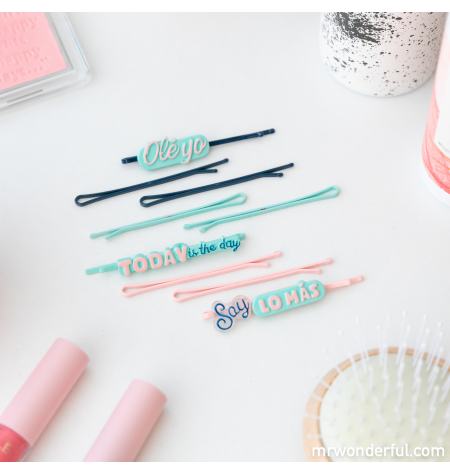 Set of 9 flat clips with phrases
