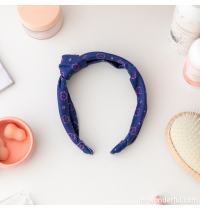 Diadema con lazo estampado Corazones