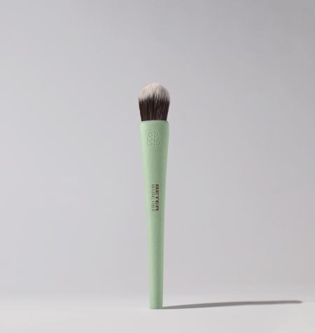 NATURAL FIBER LIQUID FOUNDATION BRUSH 