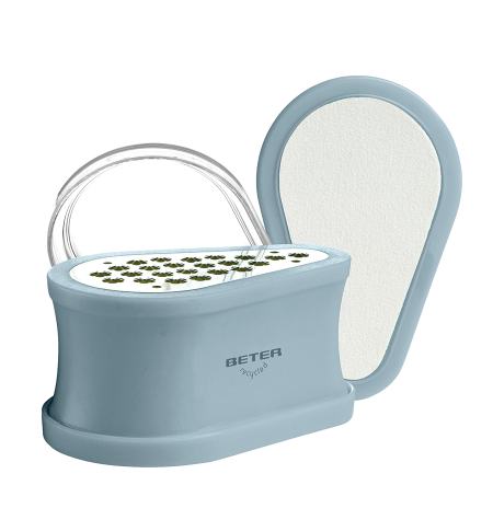 Callus remover with catcher