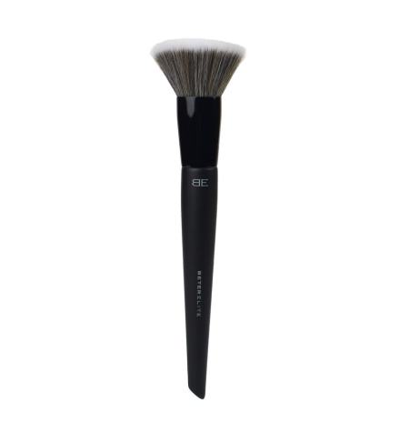 No. 22 Precision Foundation Brush Beter Elite