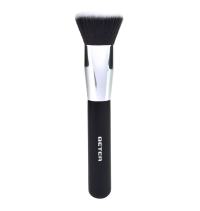 Brocha maquillaje fluido. Pelo sintético